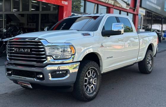 RAM 3500 6.7 I6 TURBO DIESEL LIMITED LONGHORN CD 4X4  AUTOMÁTICO